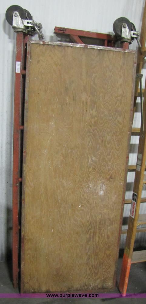 image for item 3553 Perry scaffold