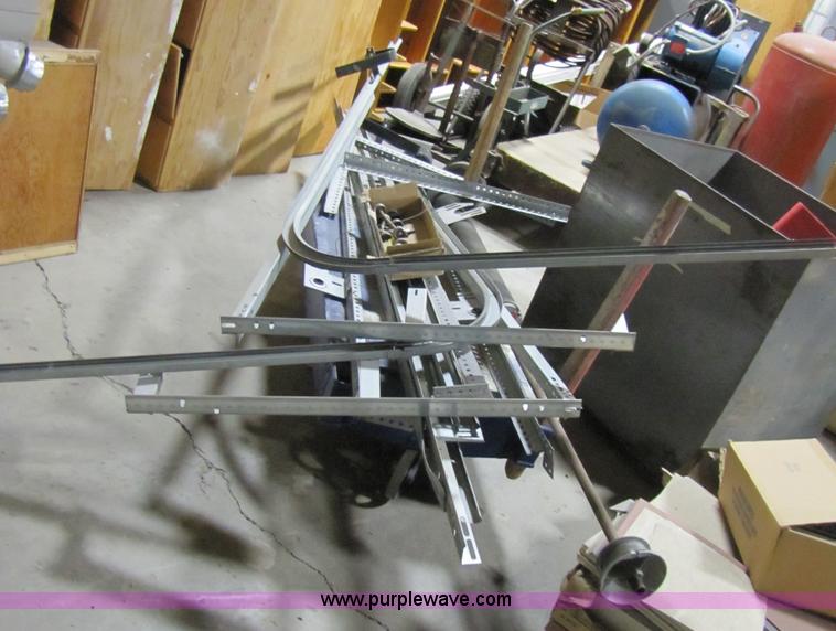 image for item 3555 Garage door