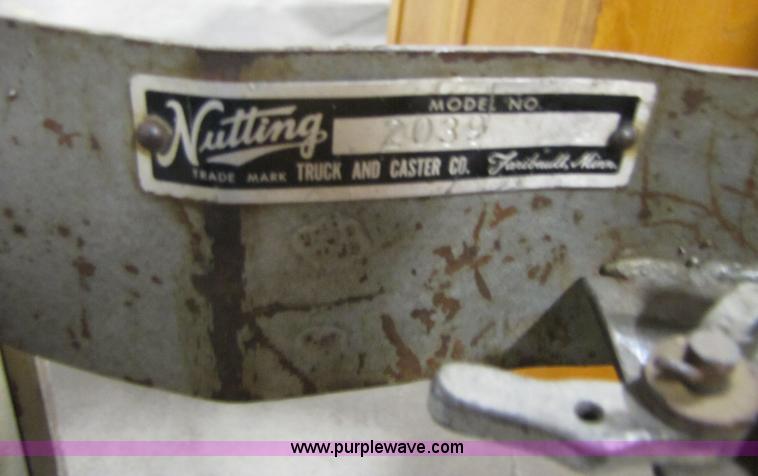 image for item 3562 Nutting appliance dolly