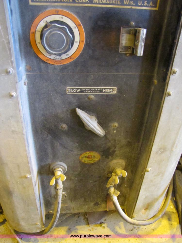 image for item 3573 P&H arc welder