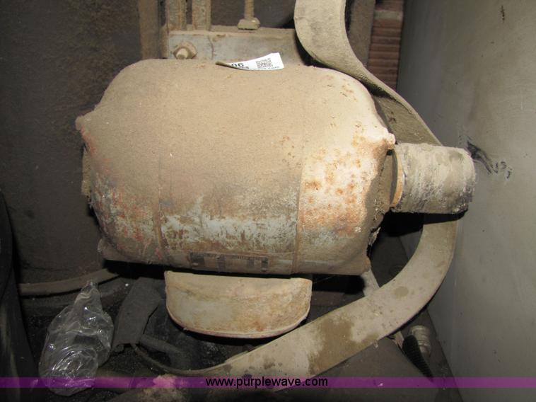 image for item 3606 Little Giant electric hammer