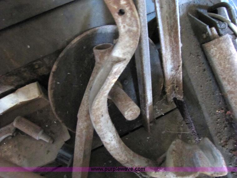 image for item 3608 Truck tire changer