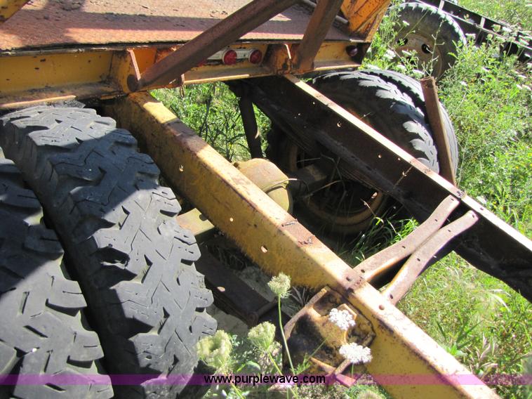 image for item 3609 Homemade tow truck bed