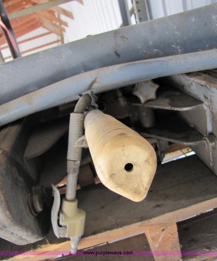 image for item 3629 (3) 10 ton jacks