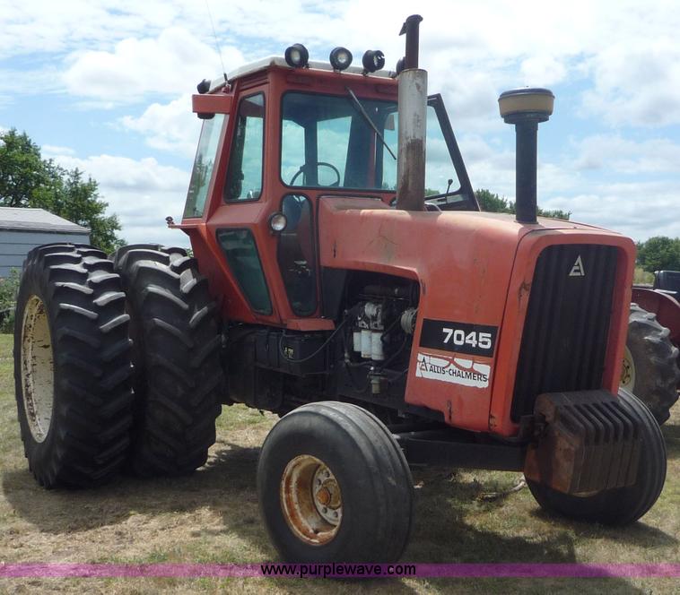 image for item 2162 1978 Allis Chalmers 7045 tractor