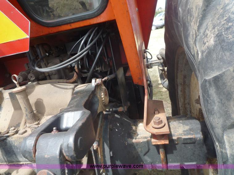 image for item 2162 1978 Allis Chalmers 7045 tractor