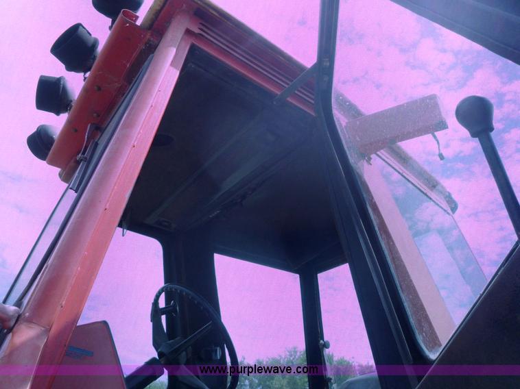 image for item 2162 1978 Allis Chalmers 7045 tractor