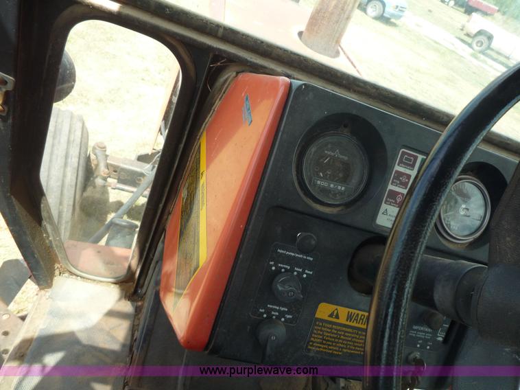 image for item 2162 1978 Allis Chalmers 7045 tractor