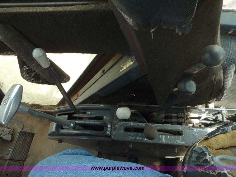 image for item 2162 1978 Allis Chalmers 7045 tractor