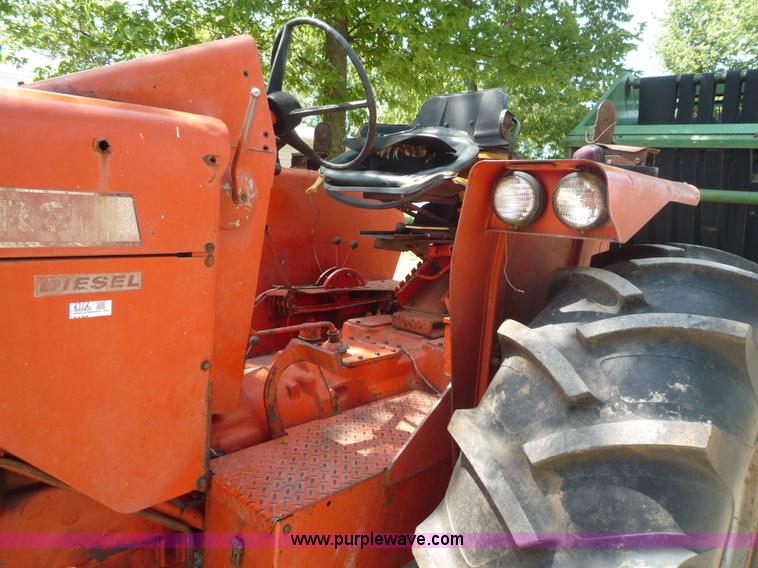 image for item 2172 Allis-Chalmers 180 tractor