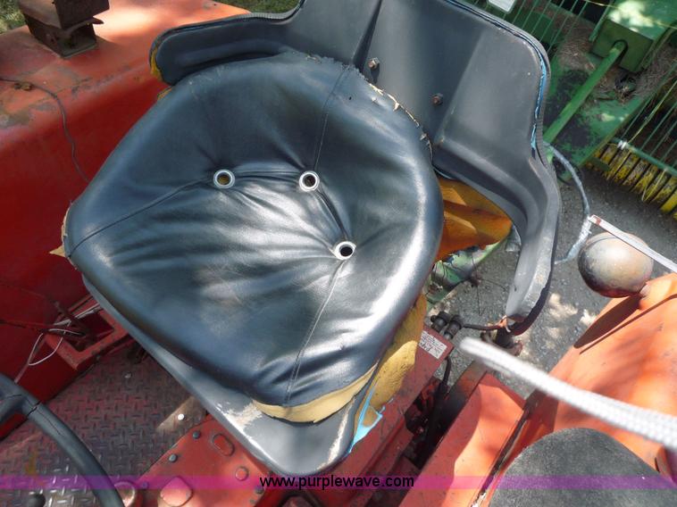 image for item 2172 Allis-Chalmers 180 tractor