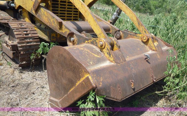 image for item 2175 1959 Caterpillar 955 track loader