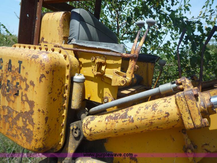 image for item 2175 1959 Caterpillar 955 track loader
