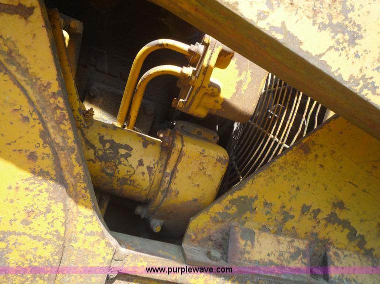 image for item 2175 1959 Caterpillar 955 track loader