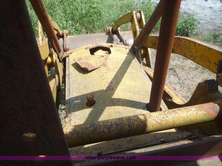 image for item 2175 1959 Caterpillar 955 track loader