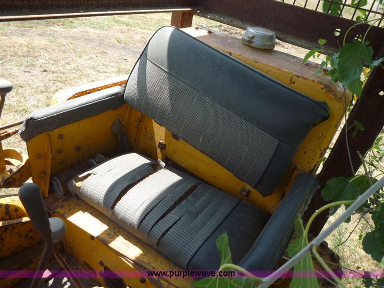 image for item 2175 1959 Caterpillar 955 track loader