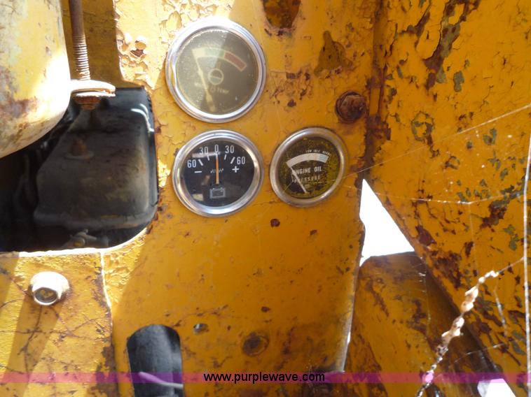 image for item 2175 1959 Caterpillar 955 track loader