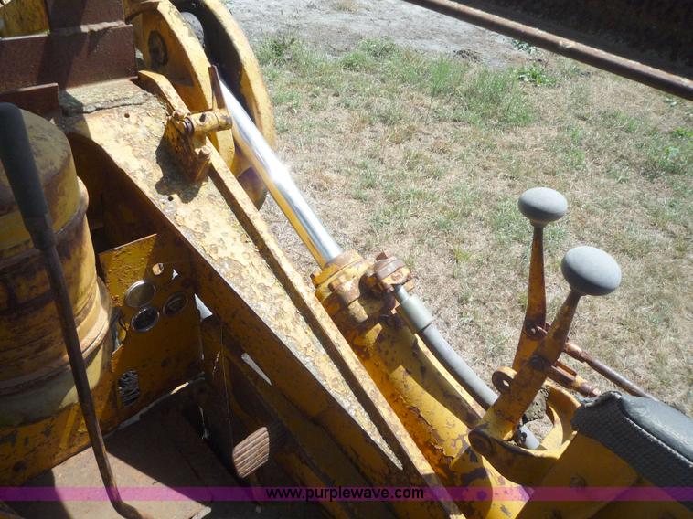 image for item 2175 1959 Caterpillar 955 track loader