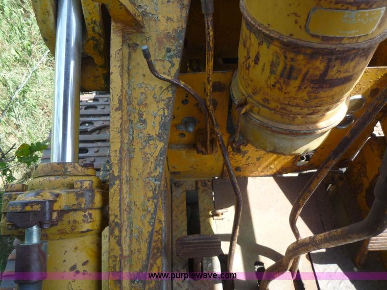 image for item 2175 1959 Caterpillar 955 track loader