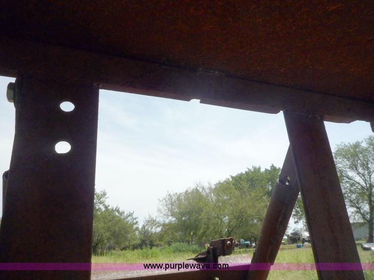 image for item 2175 1959 Caterpillar 955 track loader