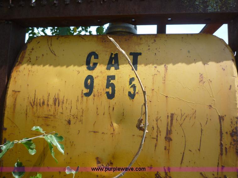 image for item 2175 1959 Caterpillar 955 track loader