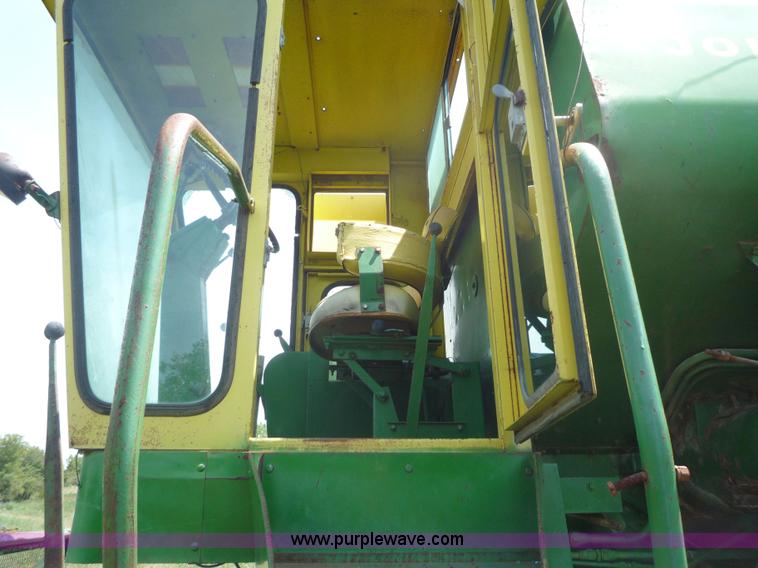 image for item 2177 John Deere 55 combine