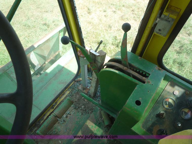 image for item 2177 John Deere 55 combine