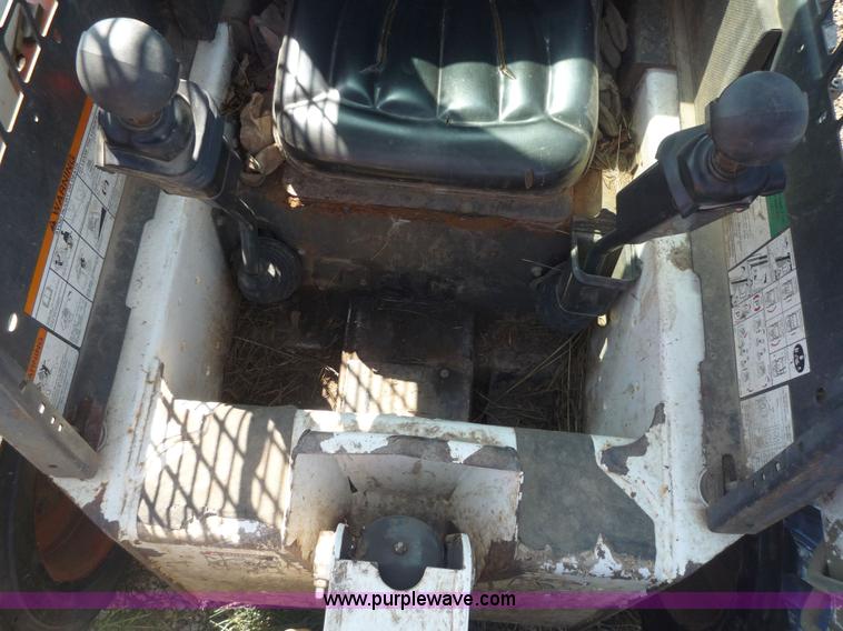 image for item 2178 1999 Bobcat 763 skid steer