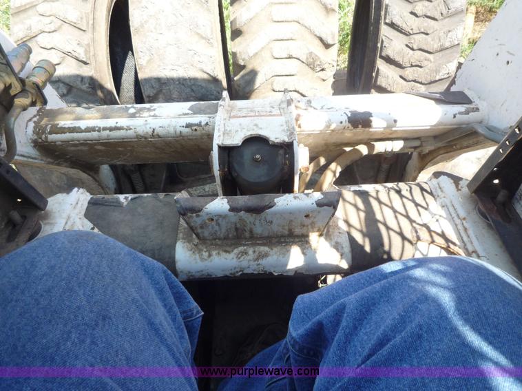 image for item 2178 1999 Bobcat 763 skid steer