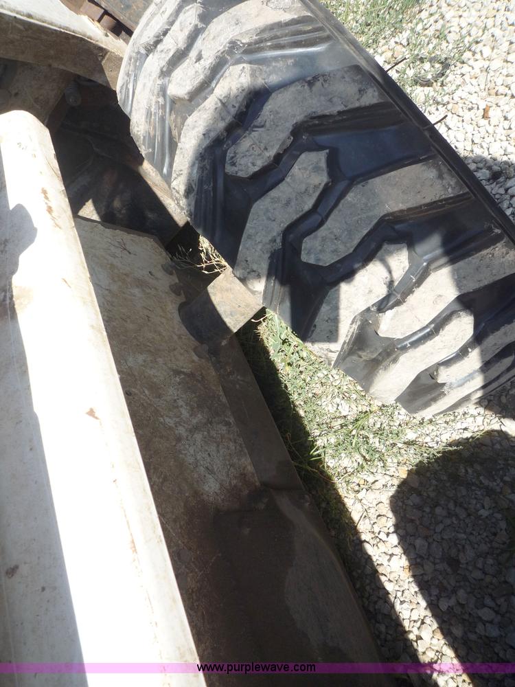 image for item 2178 1999 Bobcat 763 skid steer