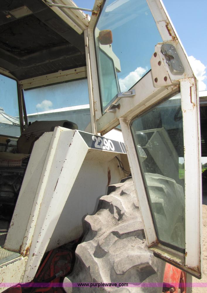 image for item 2309 1979 Case 2290 tractor