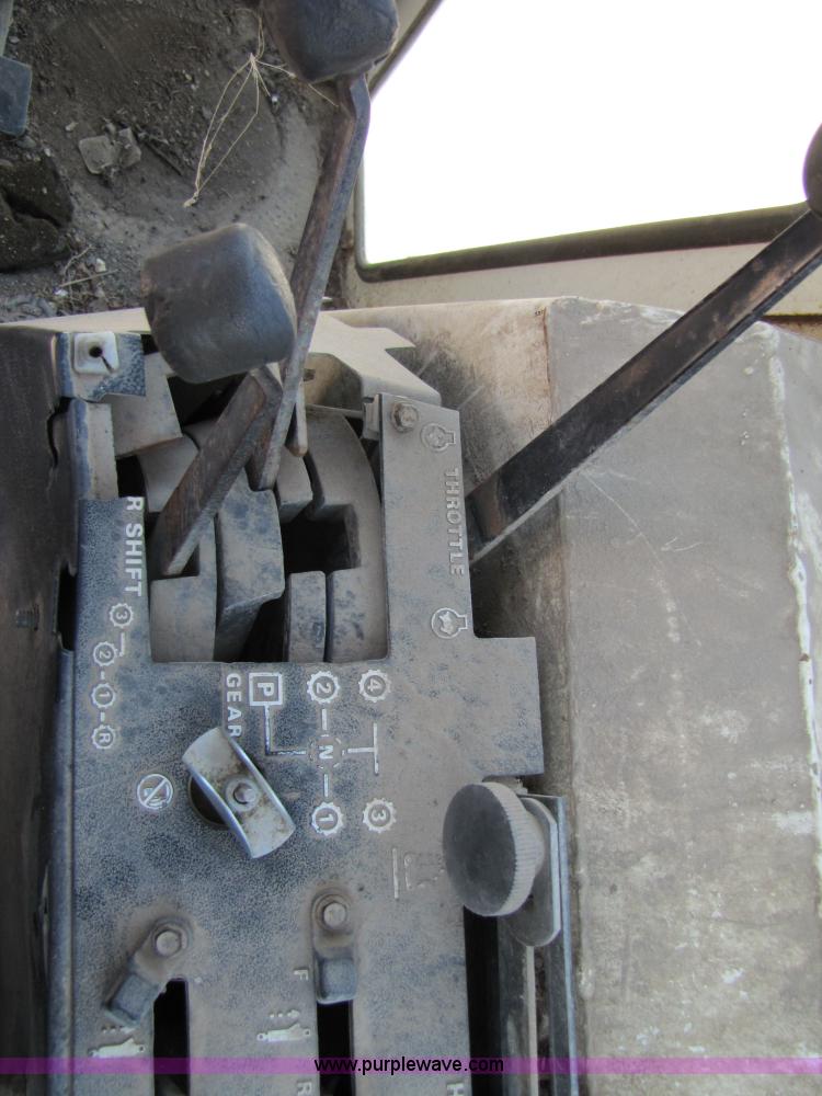 image for item 2309 1979 Case 2290 tractor