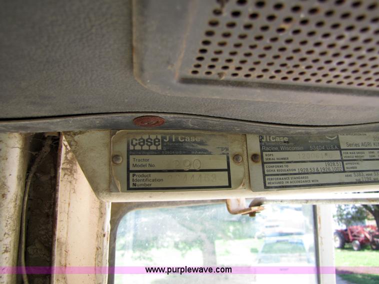 image for item 2309 1979 Case 2290 tractor