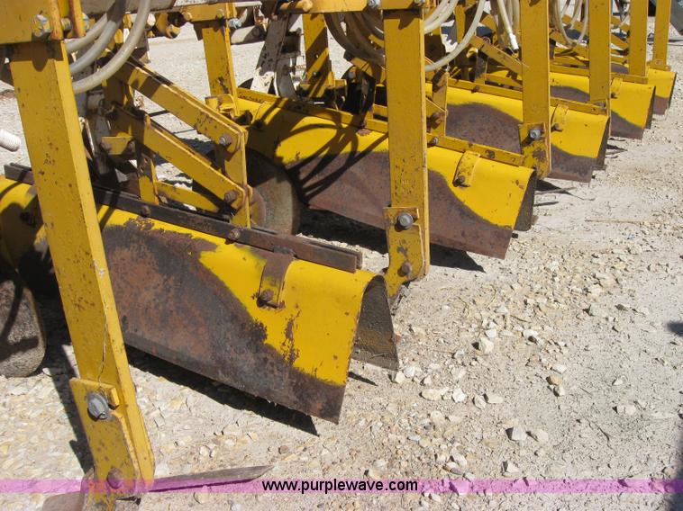 image for item 2531 Buffalo 4600 row crop cultivator