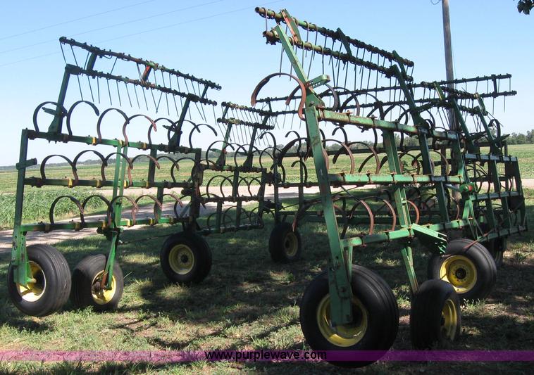 image for item 2533 Noble 48' spring tooth