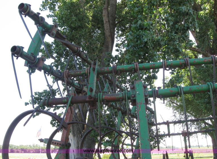 image for item 2533 Noble 48' spring tooth