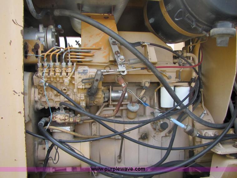 image for item 3003 1990 Ag-Chem TerraGator 004 field applicator