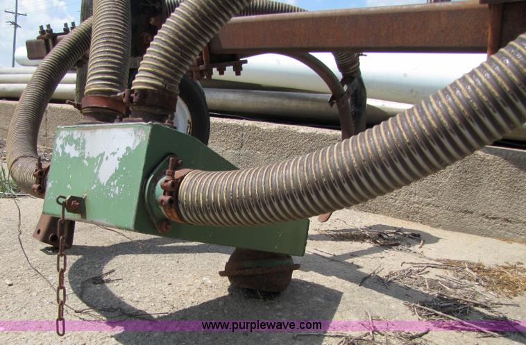 image for item 3003 1990 Ag-Chem TerraGator 004 field applicator