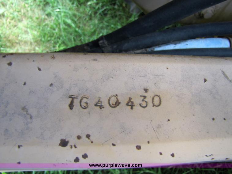 image for item 3003 1990 Ag-Chem TerraGator 004 field applicator