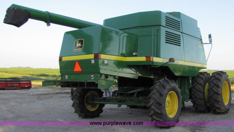 image for item 3011 1998 John Deere 9610 combine