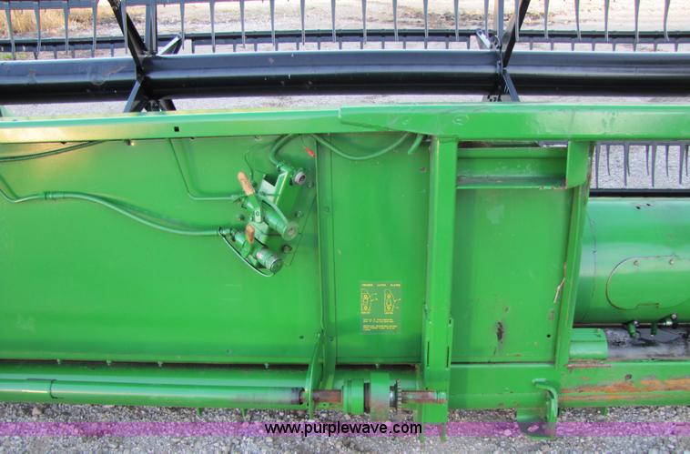 image for item 3012 1998 John Deere 925 flex platform