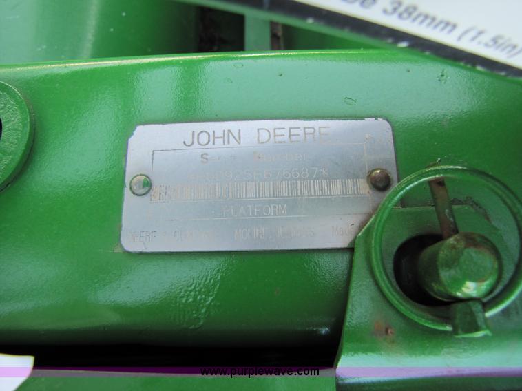 image for item 3012 1998 John Deere 925 flex platform