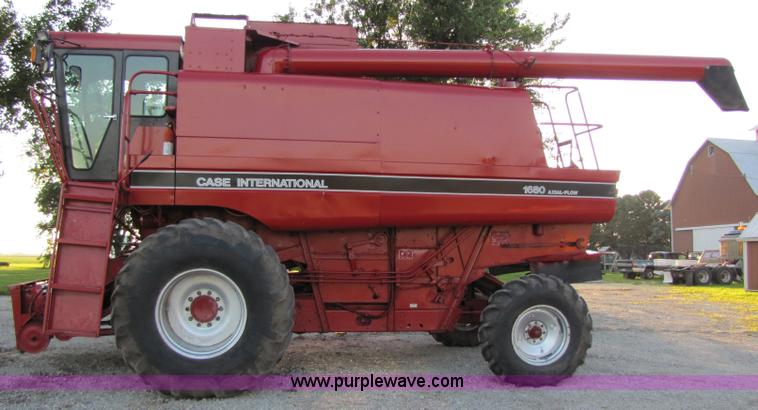 image for item 3014 1989 Case IH 1680 axial flow combine