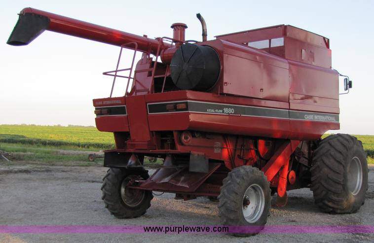 image for item 3014 1989 Case IH 1680 axial flow combine