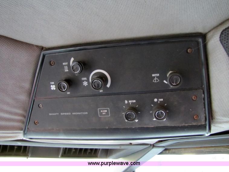 image for item 3014 1989 Case IH 1680 axial flow combine