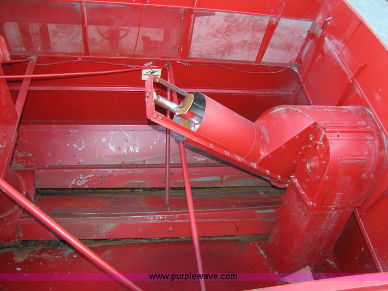 image for item 3014 1989 Case IH 1680 axial flow combine