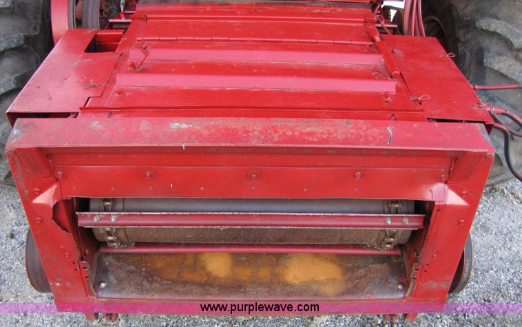 image for item 3014 1989 Case IH 1680 axial flow combine