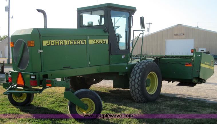 image for item 3017 2000 John Deere 4890 self-propelled swather