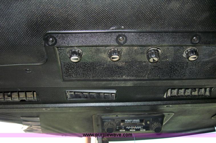 image for item 3019 1979 John Deere 4640 tractor