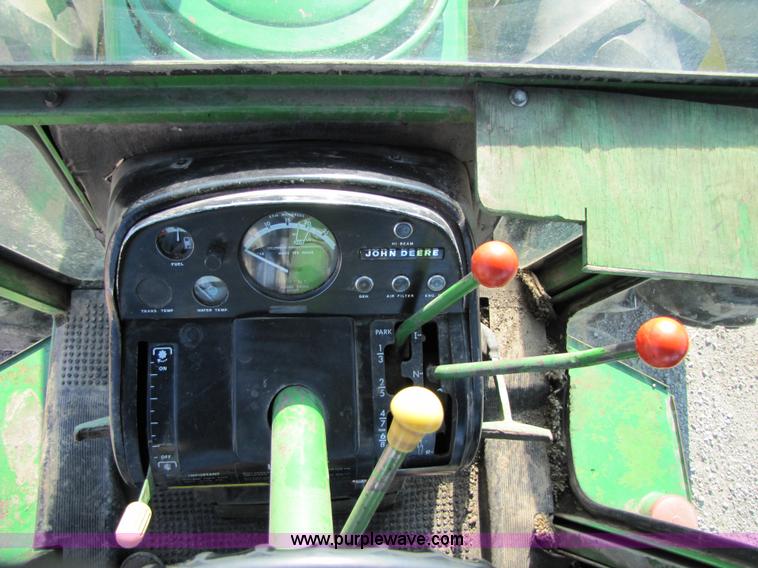 image for item 3022 1973 John Deere 7520 articulated four wheel drive tractor